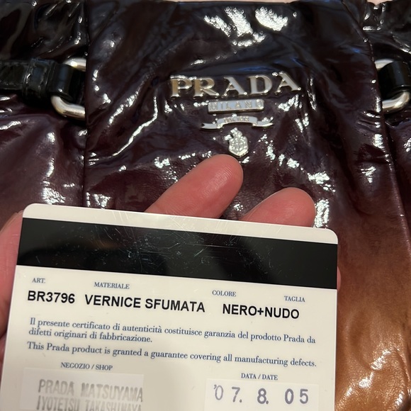 Prada bag - Picture 3 of 12